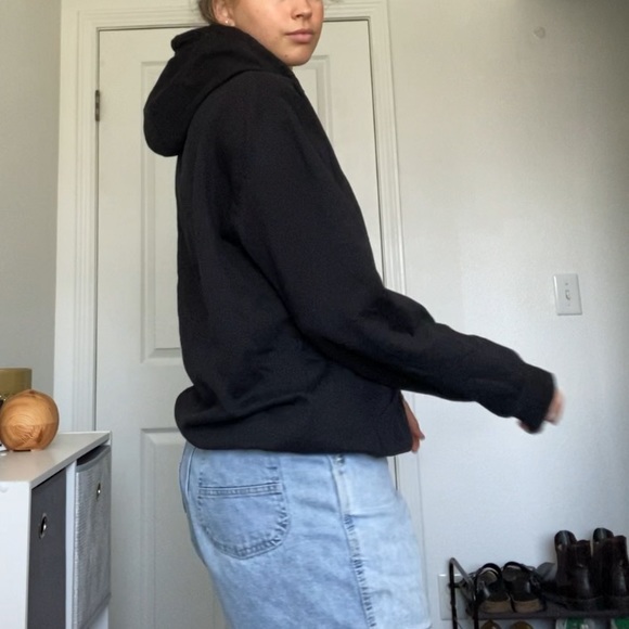 OVERSIZED BLACK HOODIE - Picture 5 of 6